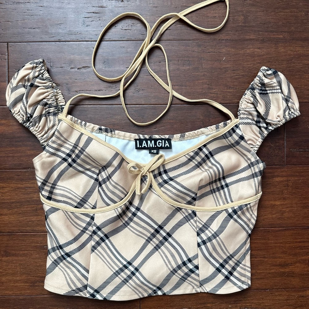 Iamgia plaid beige crop top